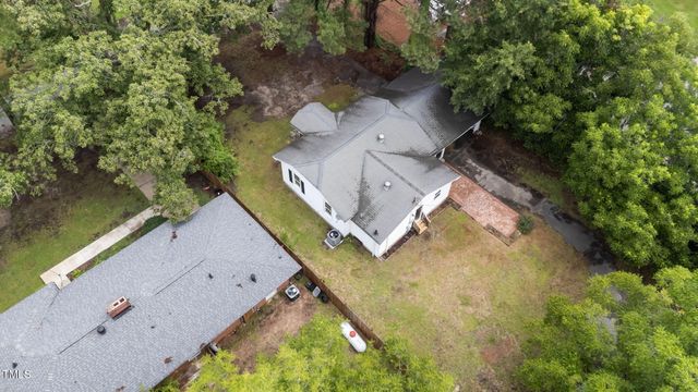 316 S Maple Avenue, Kenly, NC 27542