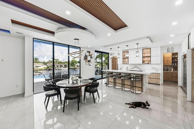 2581 NE 50th Street, Lighthouse Point, FL 33064