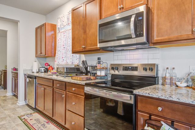 135 Winding Grove Lane, Moncks Corner, SC 29461