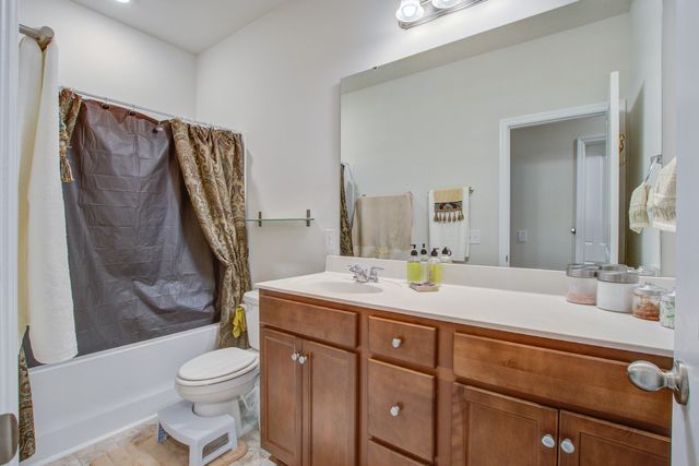 135 Winding Grove Lane, Moncks Corner, SC 29461