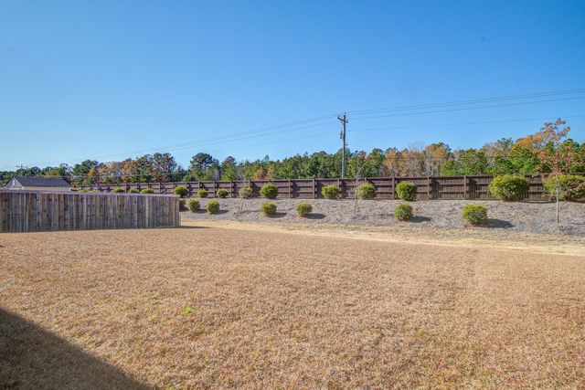 135 Winding Grove Lane, Moncks Corner, SC 29461