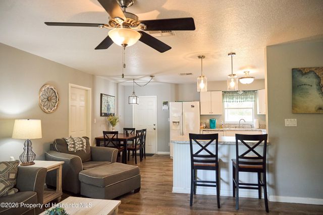 1817 S Casey Point, Homosassa, FL 34448