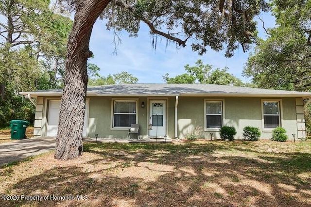 1817 S Casey Point, Homosassa, FL 34448