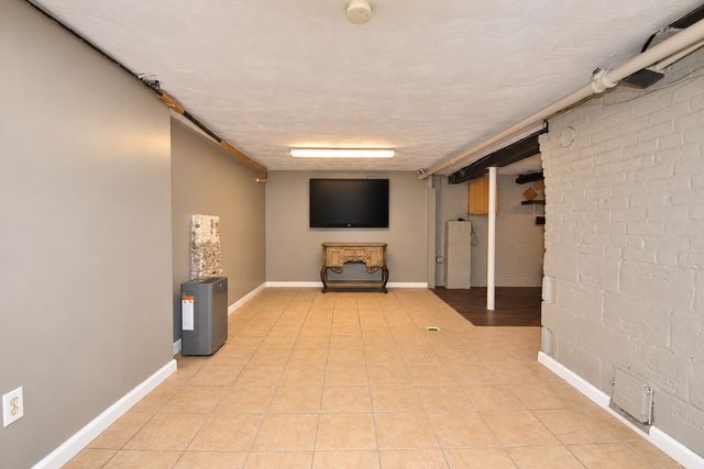 1245 Bay St, Springfield, MA 01109
