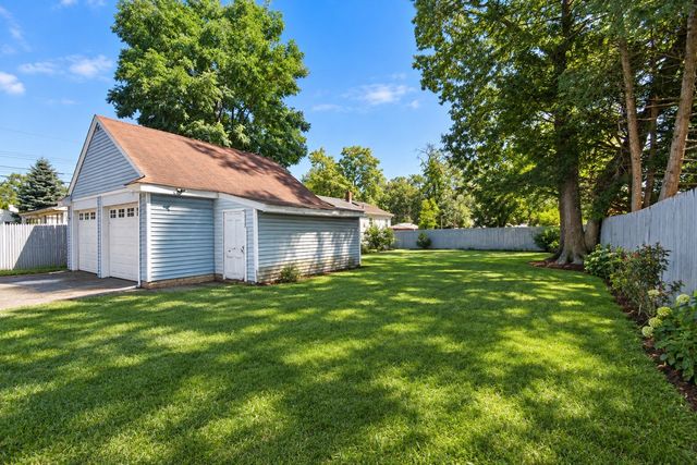 1245 Bay St, Springfield, MA 01109