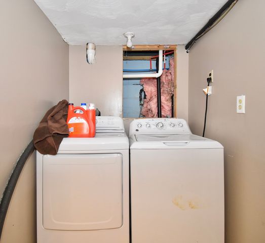 1245 Bay St, Springfield, MA 01109