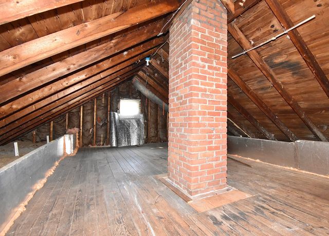 1245 Bay St, Springfield, MA 01109