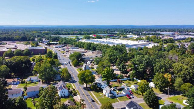 1245 Bay St, Springfield, MA 01109