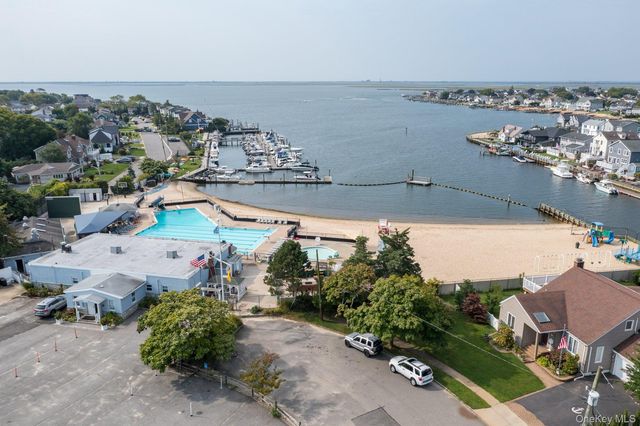131 Fairview Road, Massapequa, NY 11758