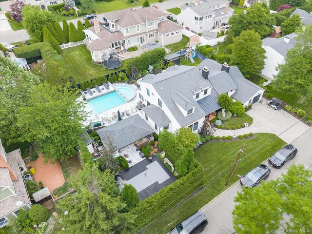 131 Fairview Road, Massapequa, NY 11758