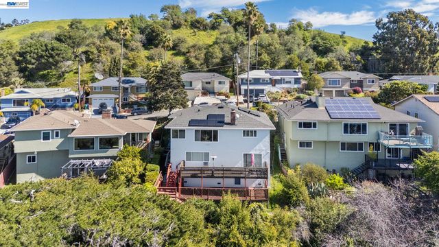 8445 Aster Ave, Oakland, CA 94605