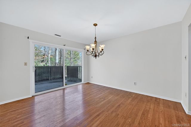 4 Aspen Court, Highland Mills, NY 10930