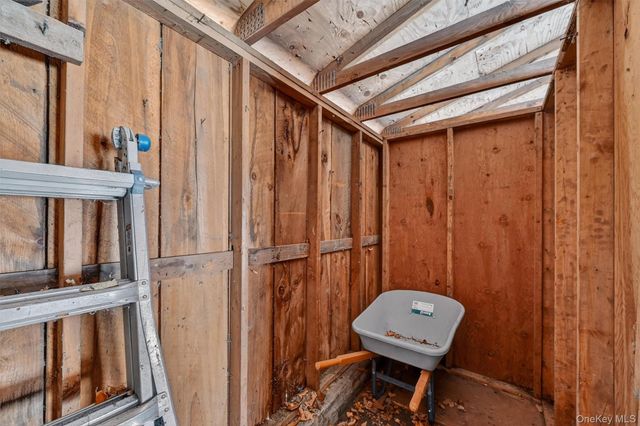 4 Aspen Court, Highland Mills, NY 10930