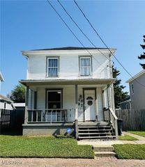 1327 Hickory Street, Zanesville, OH 43701