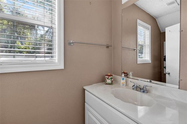 121 S Island Square Drive, St. Simons Island, GA 31522