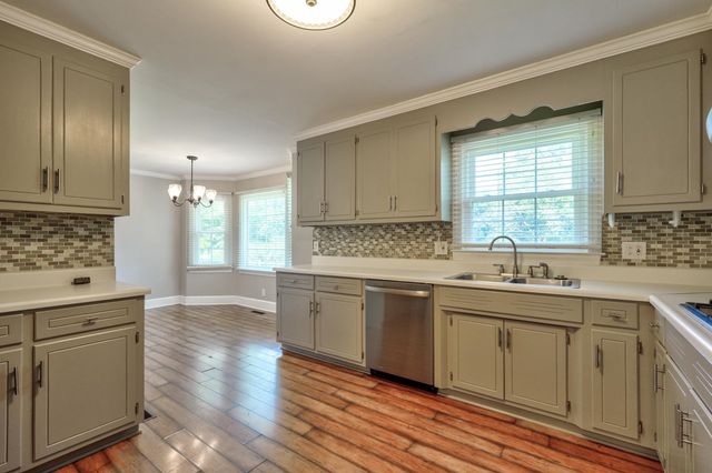 203 Bruton Place, Spartanburg, SC 29302