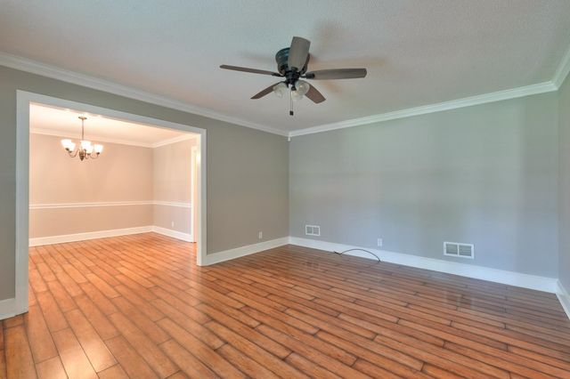 203 Bruton Place, Spartanburg, SC 29302