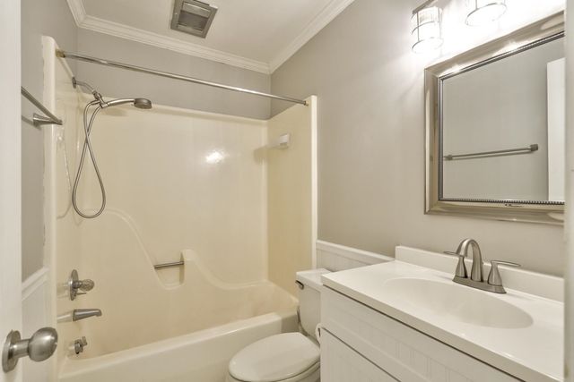 203 Bruton Place, Spartanburg, SC 29302