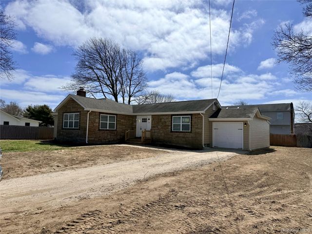 30 Lombardy Drive, Shirley, NY 11967