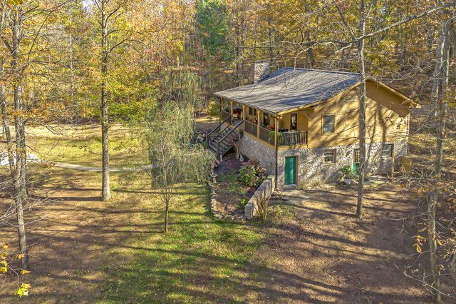 5833 Dewey Carr Rd, Bethpage, TN 37022