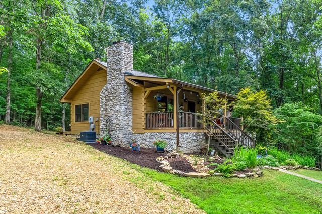 5833 Dewey Carr Rd, Bethpage, TN 37022