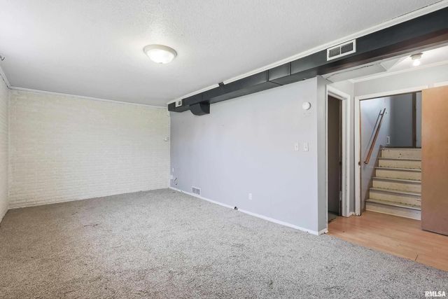 2846 MAGNOLIA Drive, Bettendorf, IA 52722