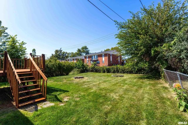 2846 MAGNOLIA Drive, Bettendorf, IA 52722