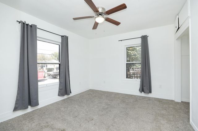 207 Cosmos Street, Houston, TX 77009