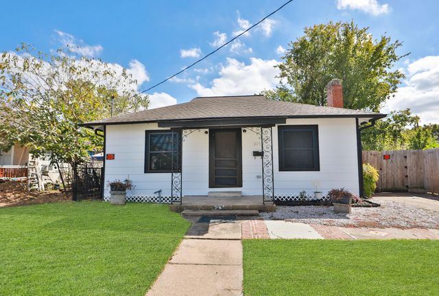 207 Cosmos Street, Houston, TX 77009
