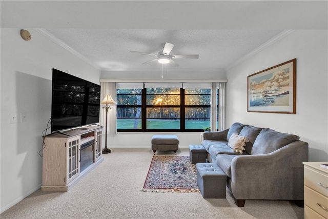 13 Plantation Drive 204, Vero Beach, FL 32966