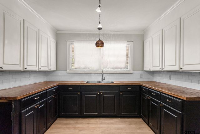 150 Wightman, Rusk, TX 75785