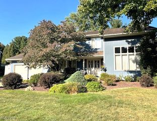 482 Gresham Drive, Fairlawn, OH 44333