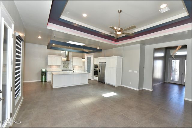 2412 Tierra Lejana Place, El Paso, TX 79938