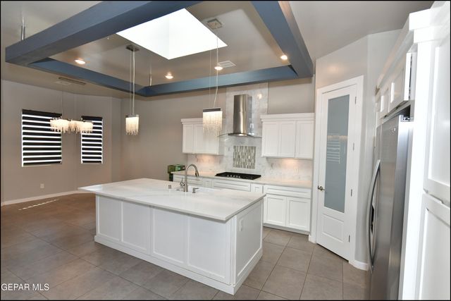 2412 Tierra Lejana Place, El Paso, TX 79938