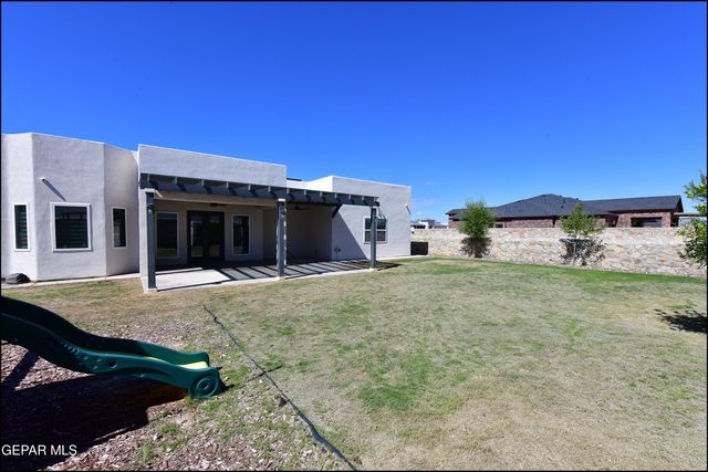 2412 Tierra Lejana Place, El Paso, TX 79938