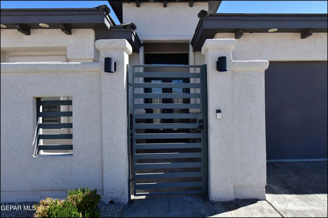 2412 Tierra Lejana Place, El Paso, TX 79938