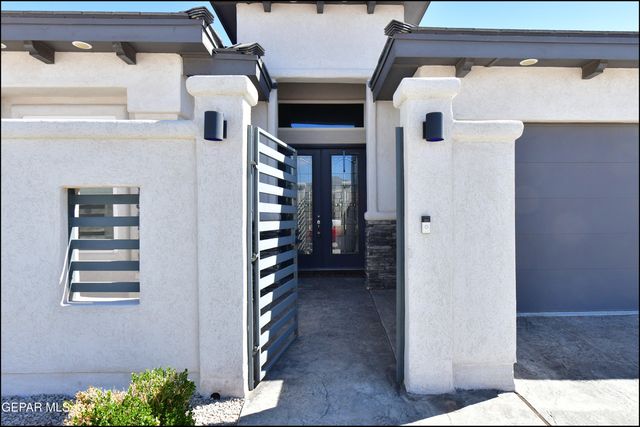 2412 Tierra Lejana Place, El Paso, TX 79938