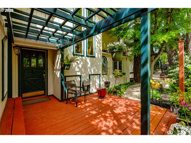 2307 W 28TH Ave, Eugene, OR 97405