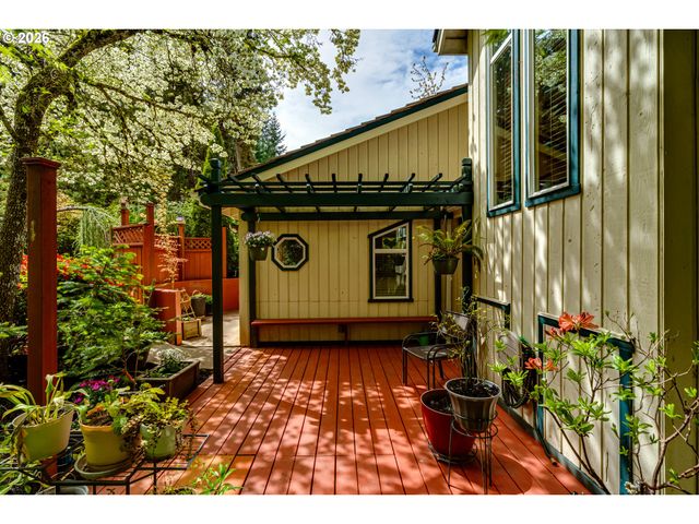 2307 W 28TH Ave, Eugene, OR 97405