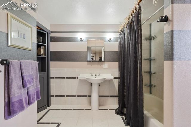 3250 Muirfield Drive, Colorado Springs, CO 80907