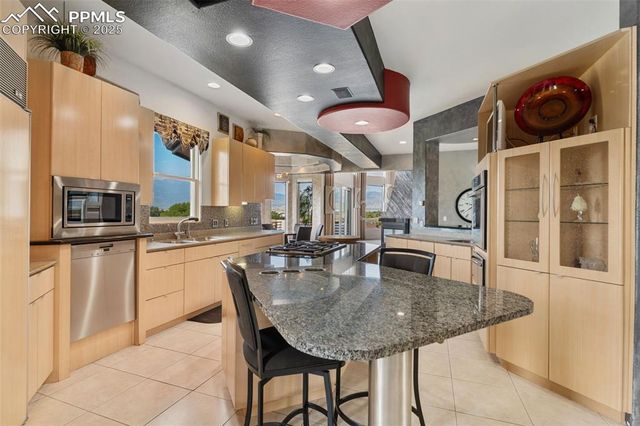 3250 Muirfield Drive, Colorado Springs, CO 80907