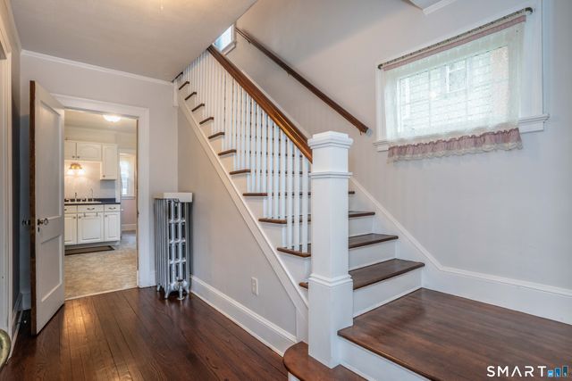 17 Troy Street, West Hartford, CT 06119