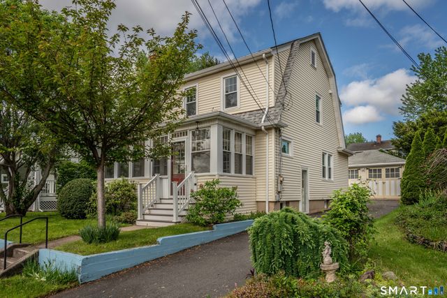 17 Troy Street, West Hartford, CT 06119