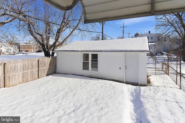 1000 W 3RD ST W, Florence, NJ 08518