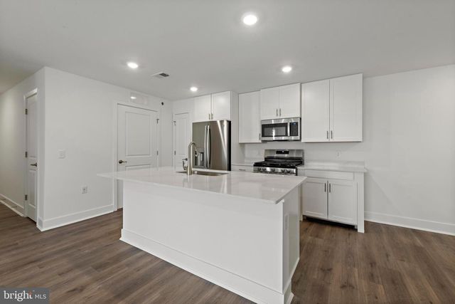 2304 JACOB FRANCIS, Titusville, NJ 08560
