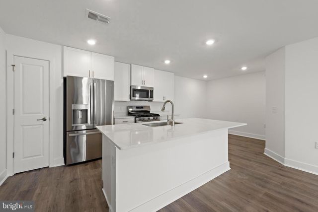 2304 JACOB FRANCIS, Titusville, NJ 08560