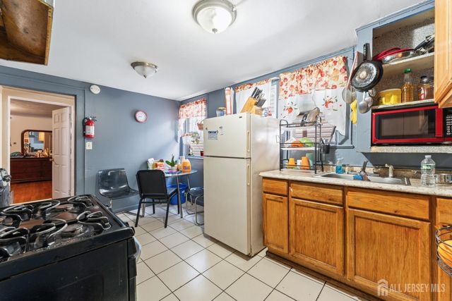 68 Welton Street, New Brunswick, NJ 08901