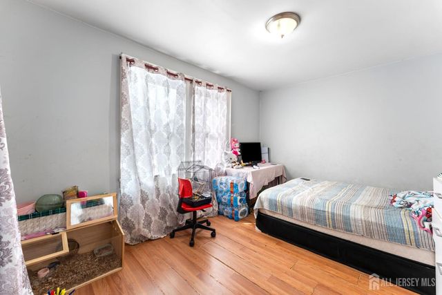 68 Welton Street, New Brunswick, NJ 08901