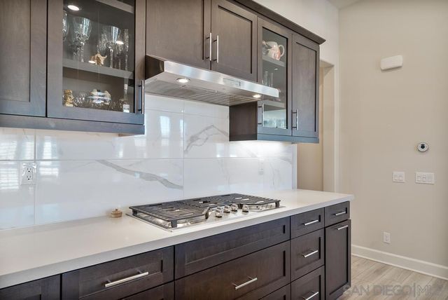 16750 Coyote Bush Drive 36, San Diego, CA 92127