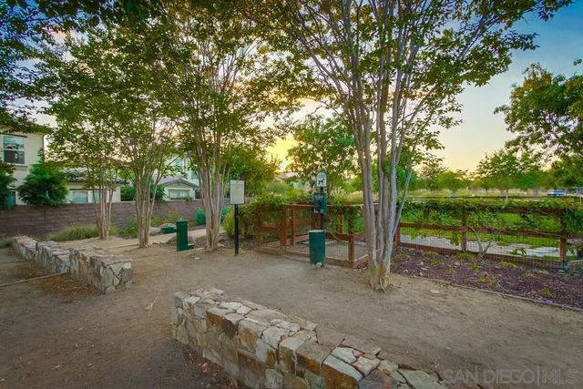 16750 Coyote Bush Drive 36, San Diego, CA 92127